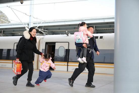 年度特别报道丨美好出行 幸福生活提质升级(图6)