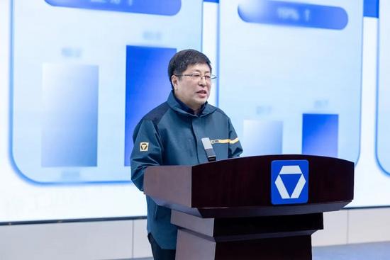 启新程 攀高峰 · 2026徐工道路营销工作会议聚势谋远，共(图3)