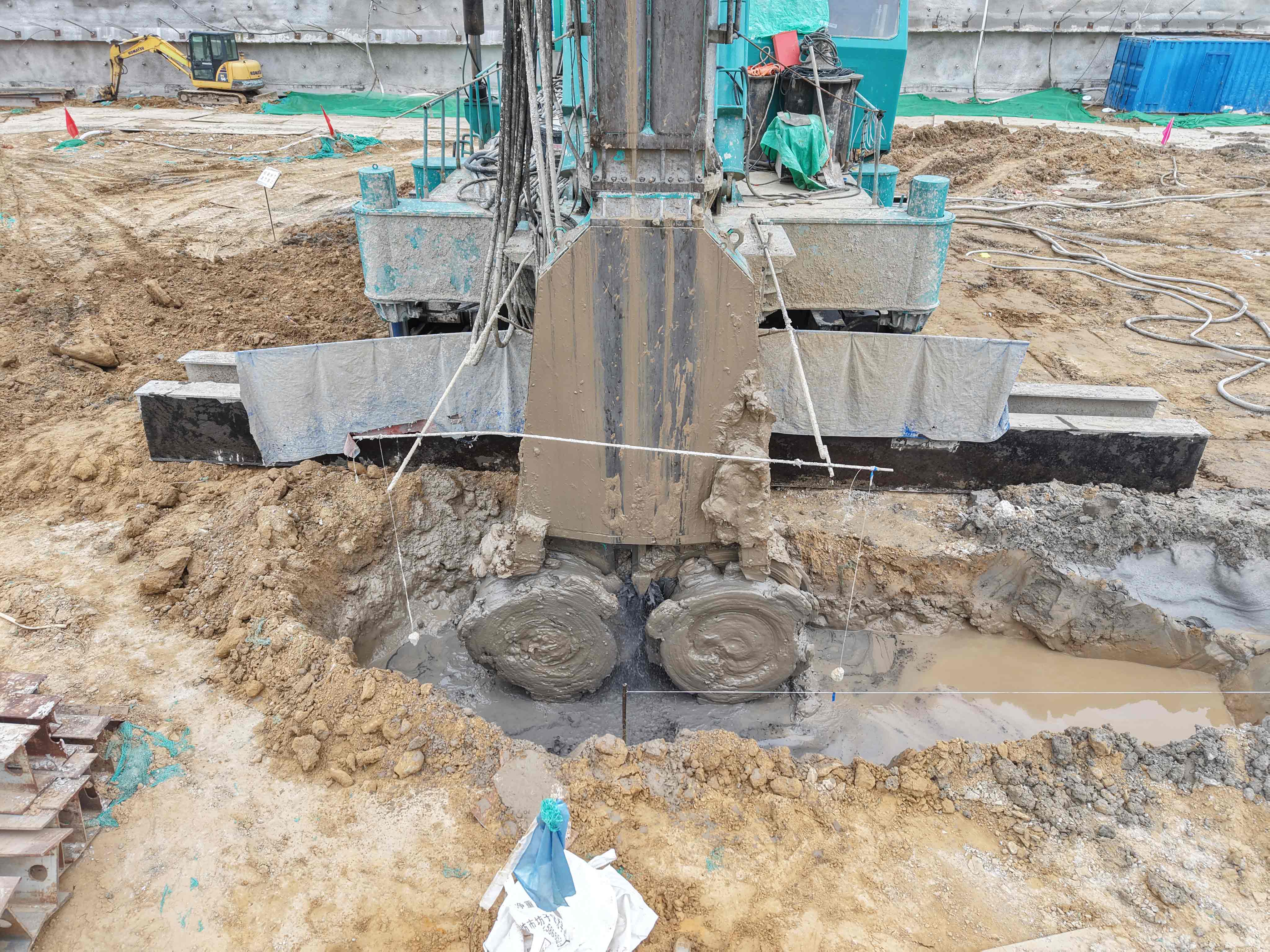 双轮搅拌钻机助力山东重点医疗项目建设地下止水帷幕工程-三星领航机械有限公司(图8) 双轮搅拌钻机助力山东重点医疗项目建设地下止水帷幕工程-三星领航机械有限公司(图8)