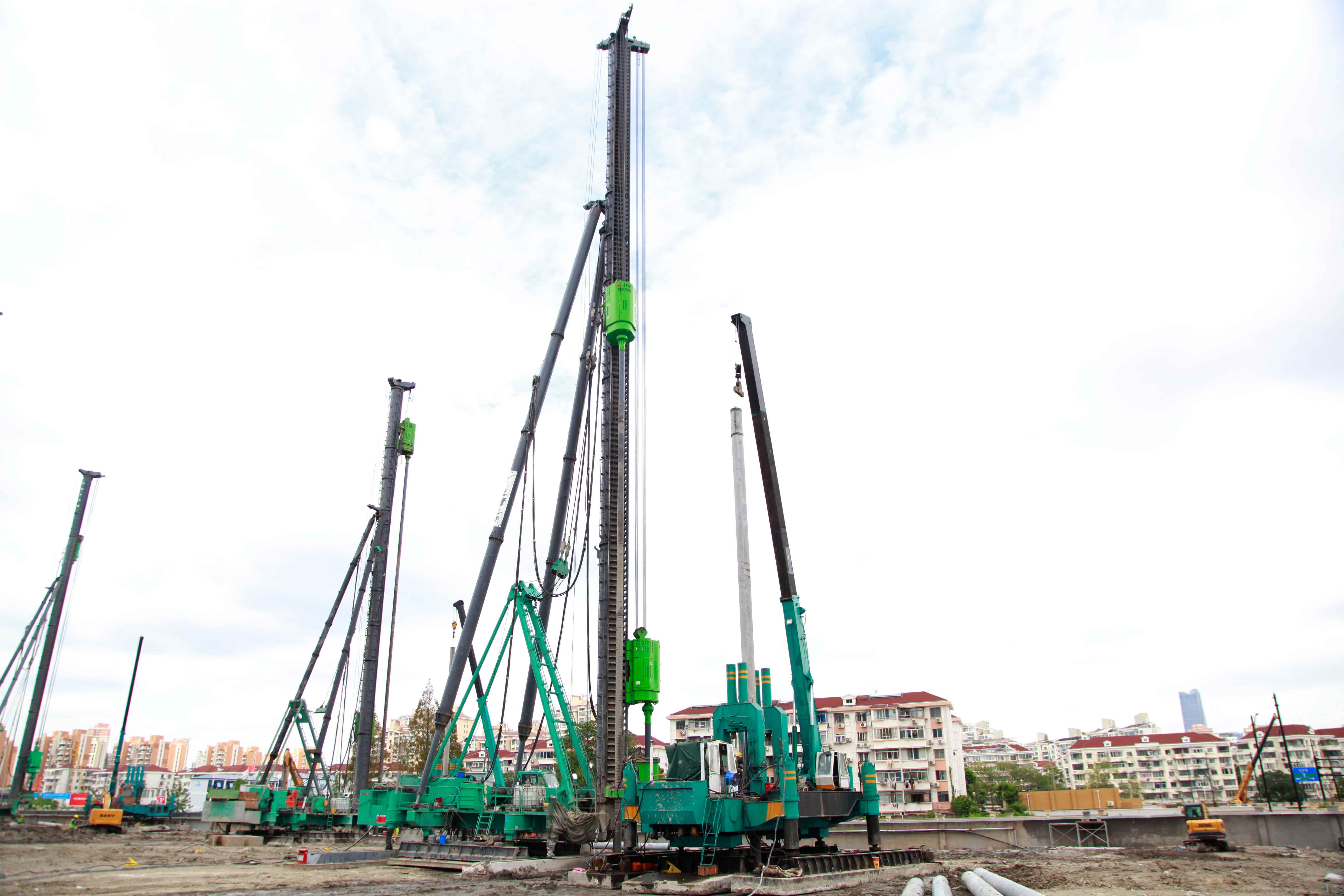 静钻根植桩工法助力上海徐汇区学校建设项目环保施工-三星领航机械有限公司(图2)