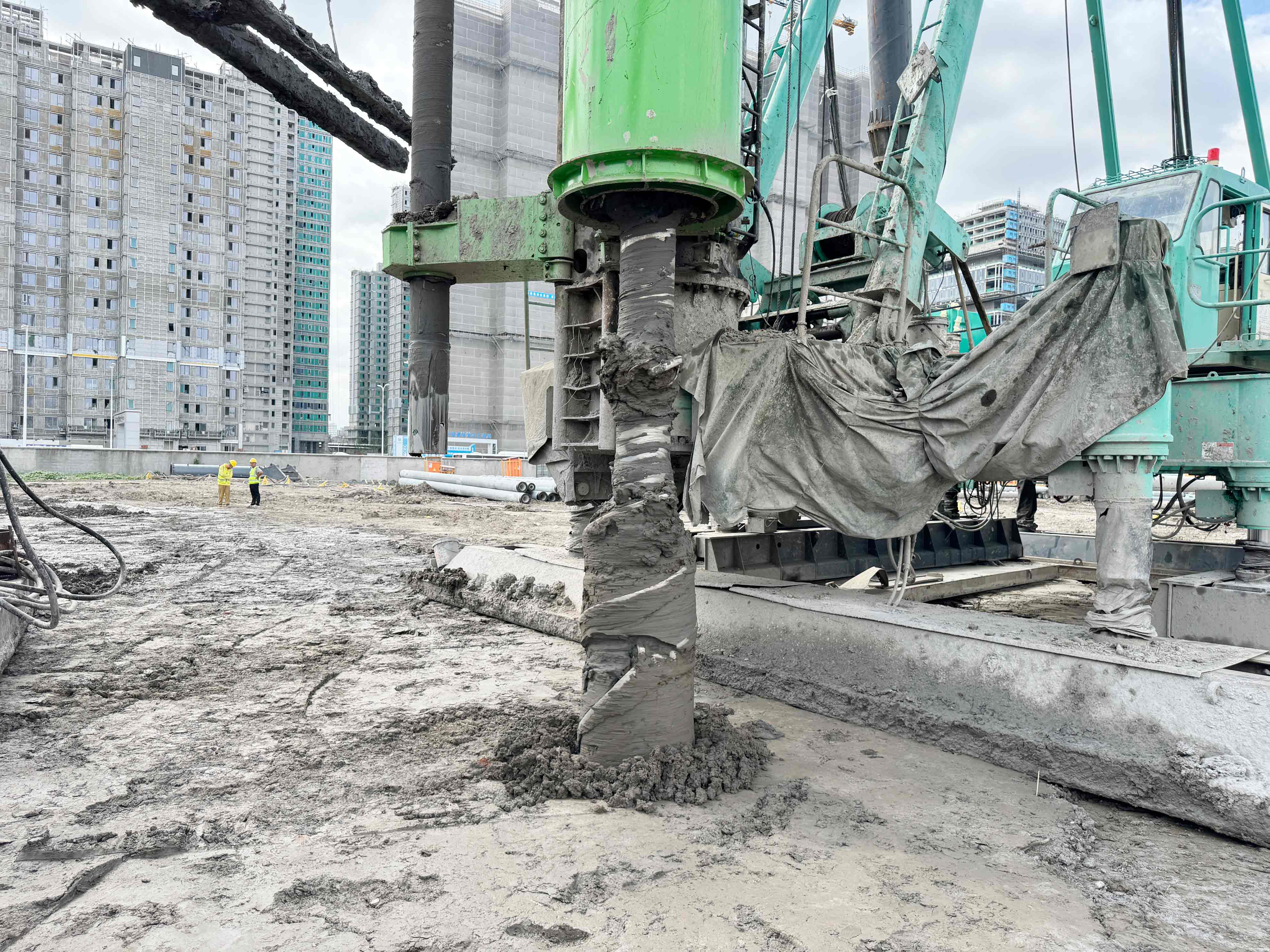 静钻根植桩技术助力上海徐汇学校建设 绿色施工打造教育新地标-磐岳机械有限公司(图8) 静钻根植桩技术助力上海徐汇学校建设 绿色施工打造教育新地标-磐岳机械有限公司(图8)