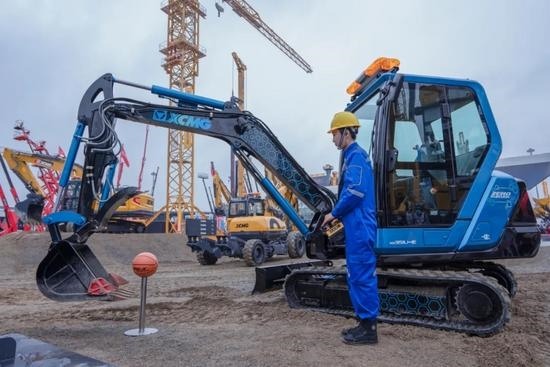 2024年2月挖掘机销量大幅下滑 国内外市场均呈下降趋势-磐岳机械有限公司(图2)