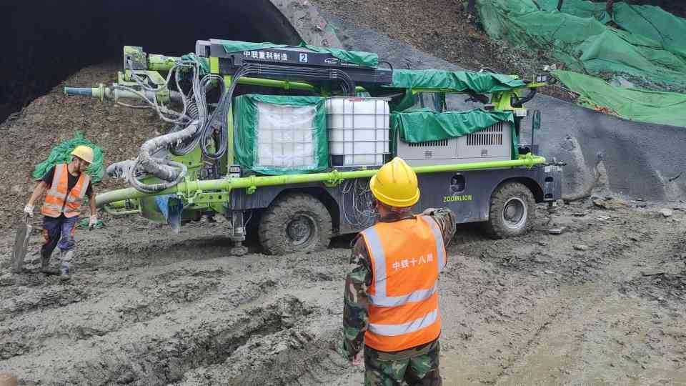 助建多个“世纪工程”，中联重科湿喷机展“先锋”实力(图3)