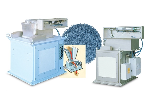 重力自落给料式毛重包装秤CZM(图1)