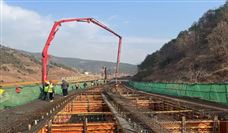 西南高铁地下工程进展 云贵段建设迈入新阶段-磐岳机械有限公司